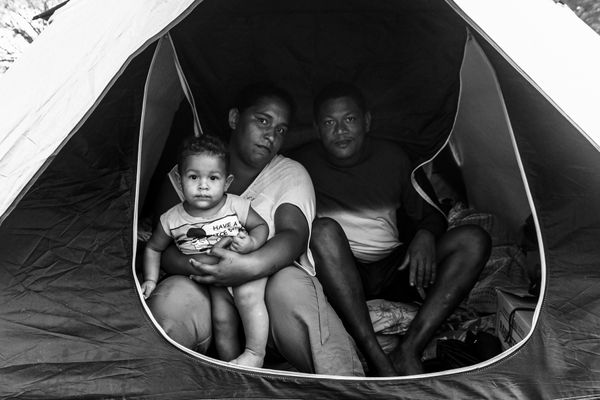 Famílias da Ocupação Chico Prego acampadas em frente à Prefeitura de Vitória. 0894a49g