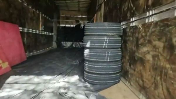 Motorista de carreta é amarrado em assalto e carga é roubada em Linhares