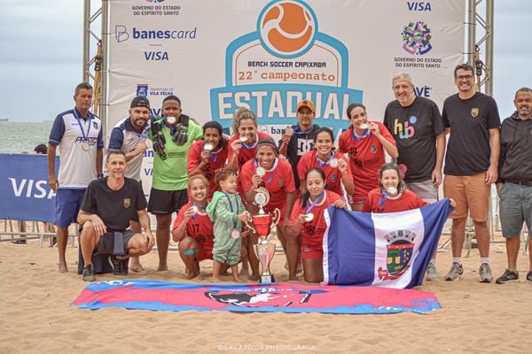 Seleção Feminina de Linhares ergueu o troféu da disputa feminina
