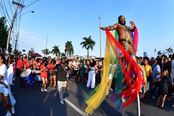 Milhares de pessoas estiveram no XXI Manifesto do Orgulho LGBTQIA+ de Vitória por Fernando Madeira