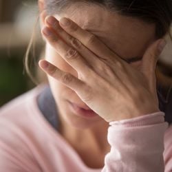 Existem vários tipos de cefaleia, e podem variar bastante em relação à causa e à intensidade da dor