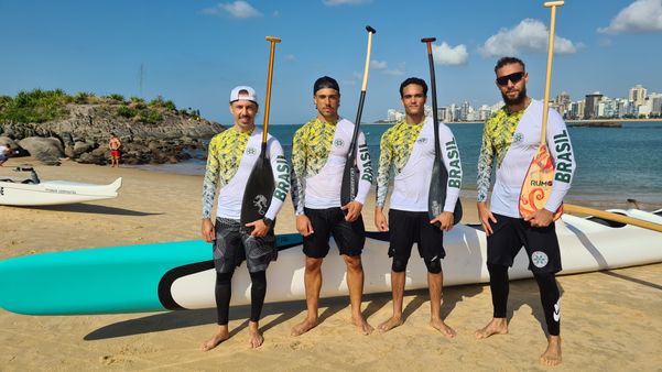 Equipe Va'a Life viaja para a Inglaterra, onde disputará o mundial de canoa havaiana