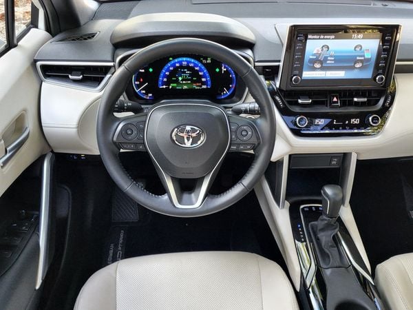 Toyota Corolla Cross XRX Hybrid