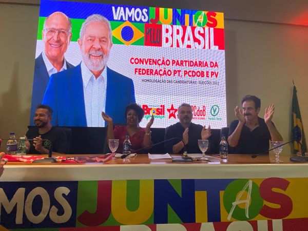 Partido negocia arranjos para trazer Lula ao Espírito Santo no próximo mês e espera vitória do petista na disputa presidencial em terras capixabas depois de 20 anos amargando derrotas