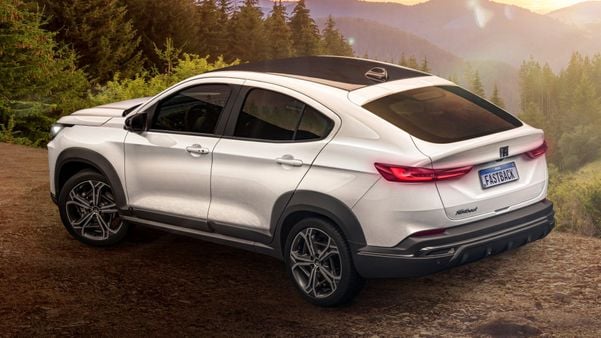 Para a Fiat, a versatilidade do Fastback já é declarada por sua silhueta, mistura de um SUV com um cupê.