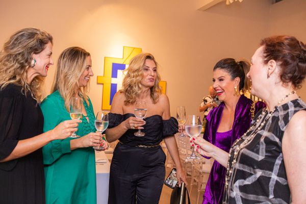 Flavia Dalla, Carol Boaventura, Sibele Simão, Lara Brotas e Sandra Matias