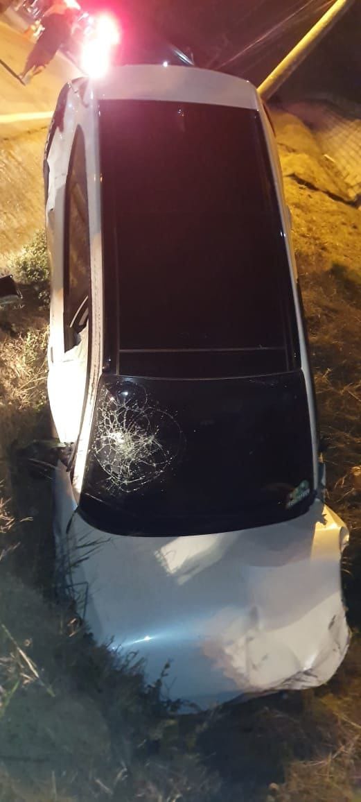 O acidente na Rodovia do Frade, em Cachoeiro de Itapemirim, envolveu três carros e resultou em quatro vítimas por Divulgação \ 3º BBM