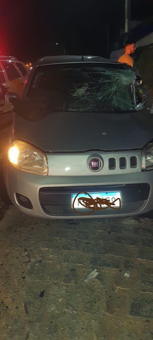 O acidente na Rodovia do Frade, em Cachoeiro de Itapemirim, envolveu três carros e resultou em quatro vítimas por Divulgação \ 3º BBM