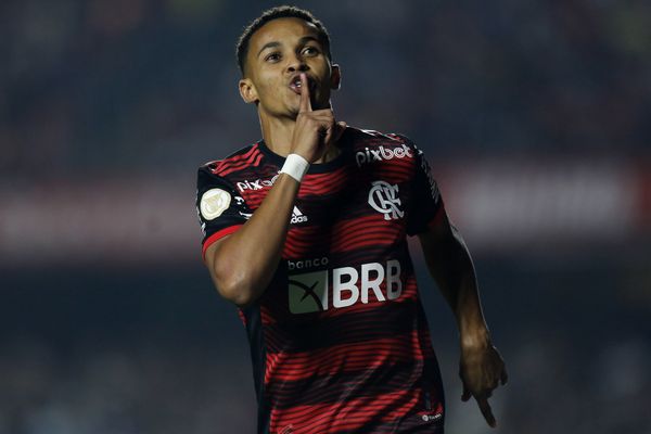 Lázaro marcou o primeiro gol da partida contra o São Paulo