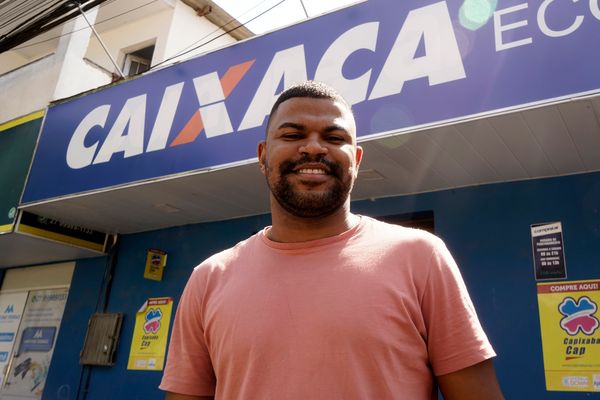Bill, dono da distribuidora de bebidas que usou logomarca da Caixa Econômica e viralizou na internet por Fernando Madeira