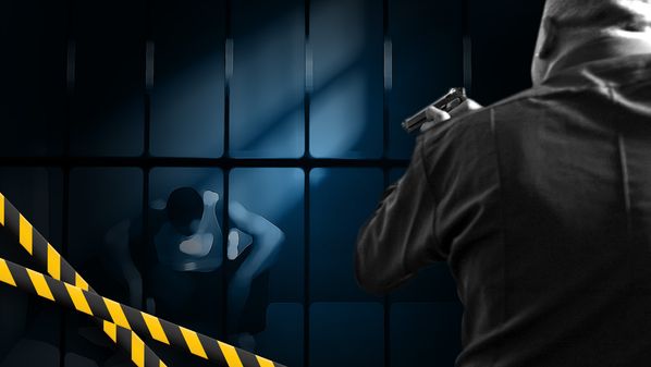 Equiparar facções ao terrorismo é confundir conceitos e ignorar a experiência internacional: leis duras sem estratégia eficaz continuam produzindo apenas manchete