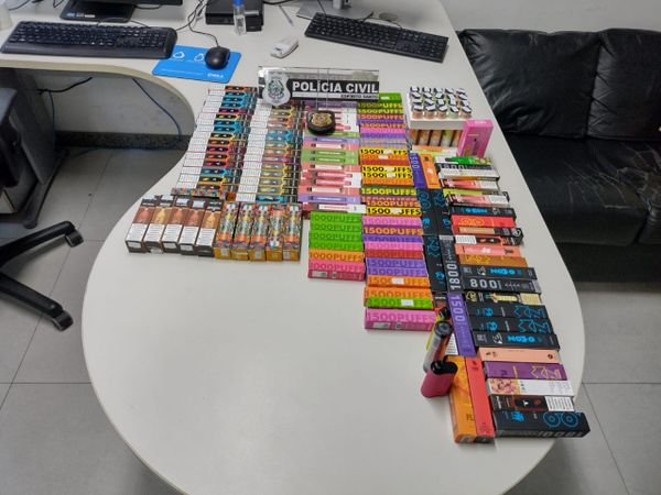 Polícia faz operação contra cigarros eletrônicos e prende 6 pessoas no Espírito Santo