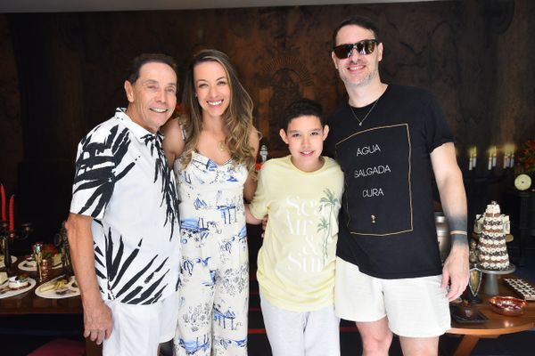 Valdecir, Geisi, Miguel e Júnior Torezani