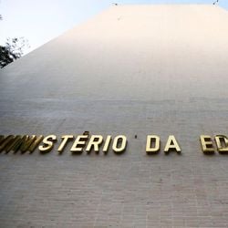 Texto do MEC deve chegar ao Palácio do Planalto nesta quinta (8) e ato deve ser publicado na próxima semana