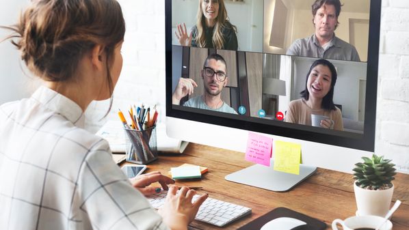 O que se pede não é proibir tecnologia, e sim responsabilidade. Sem isso, a promessa de eficiência vira apartheid virtual: dados entram, empregos saem — e ninguém sabe a razão