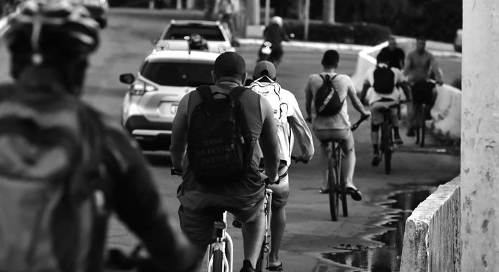 É importante espalhar ciclovias pelas cidades para que elas se tornem um estímulo de segurança para cada vez mais pessoas adotarem as bicicletas como meio de transporte