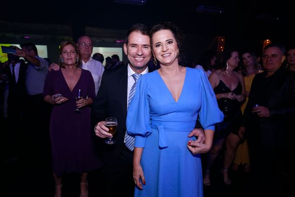 Noite homenageou melhores marcas da região e contou com show de Toni Garrido por Daniel Dias