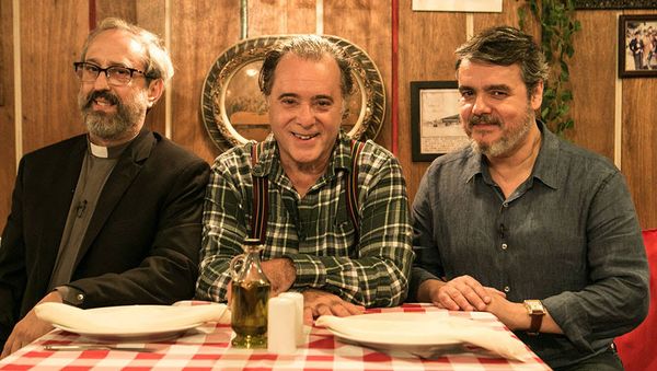 Ary França, Tony Ramos e Cássio Gabus Mendes em cena de '45 do Segundo Tempo' 