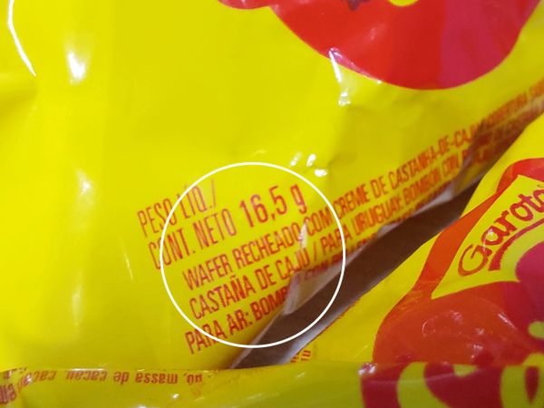 Destaque na informação "wafer recheado com creme de castanha-de-caju" por Vitor Jubini