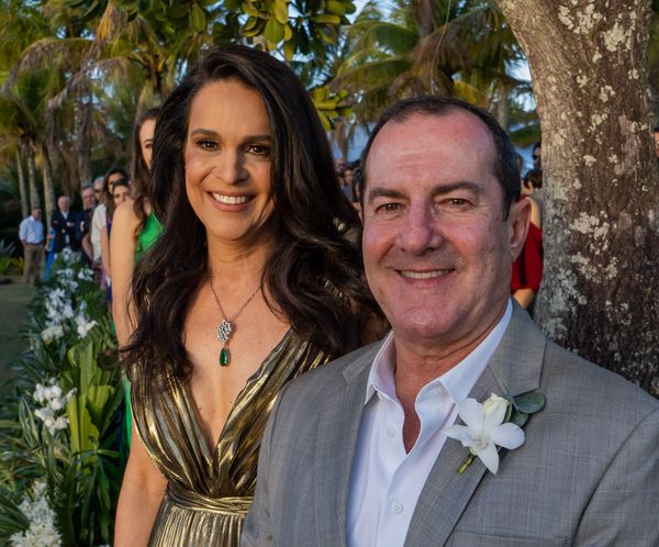 Dulce e João Henrique Siqueira, os pais da noiva