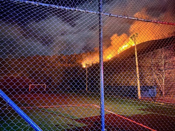 Incêndios atingem áreas de vegetação em Iúna e Anchieta