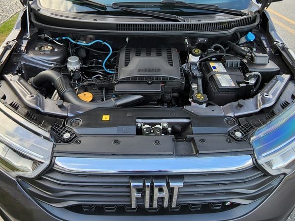 Picape Fiat Strada Volcano AT