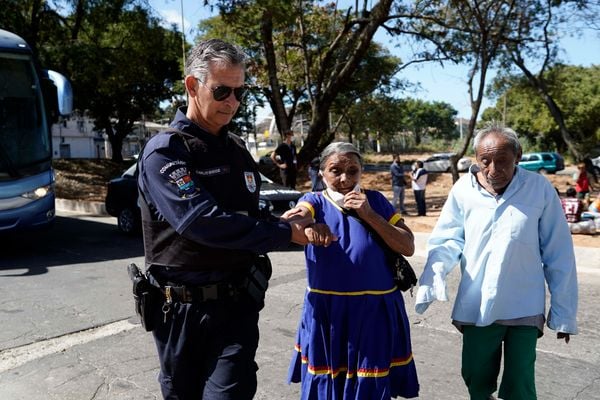 Venezuelanos desembarcam em área próximo à rodoviária de Vitória por Vitor Jubini