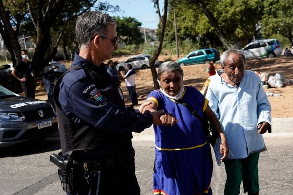 Venezuelanos desembarcam em área próximo à rodoviária de Vitória por Vitor Jubini