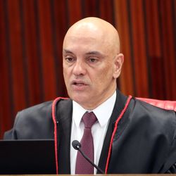 Decisão do ministro do STF atende parcialmente a pedido do governo, que queria ver reconhecido o direito de editar medidas