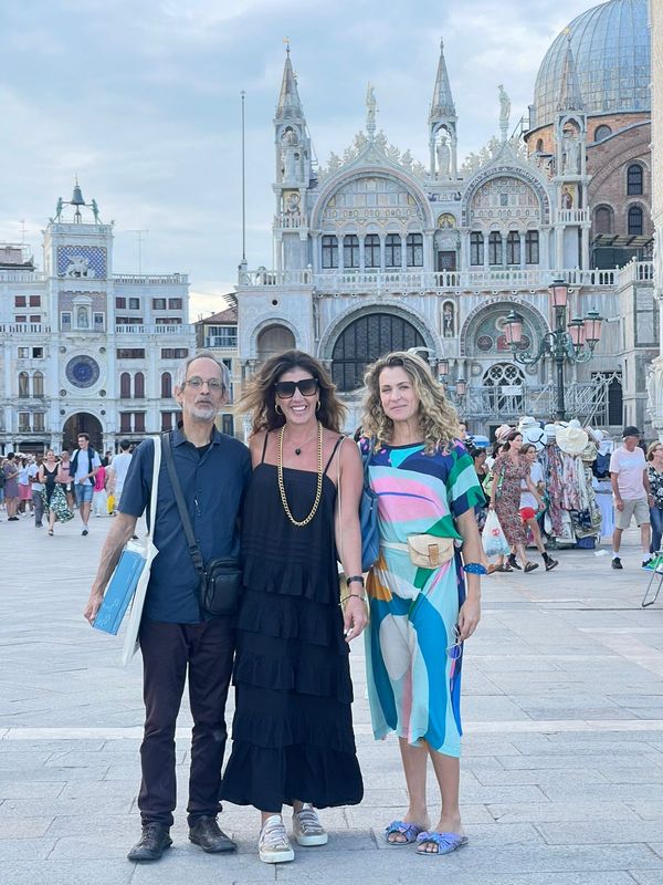 Lincoln Dias, Lara Brotas e Flávia Dalla