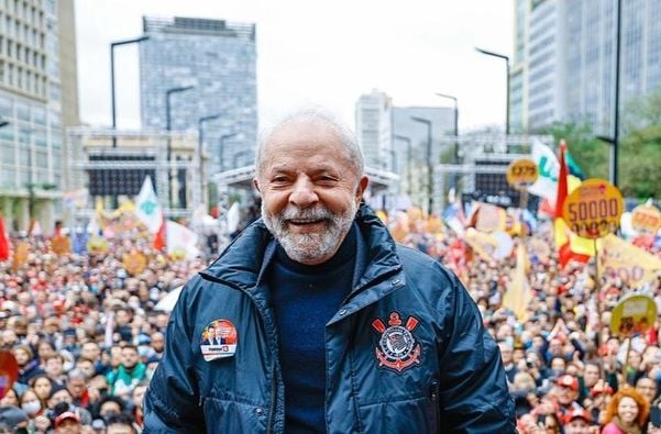Luiz Inácio Lula da Silva durante comício em São Paulo