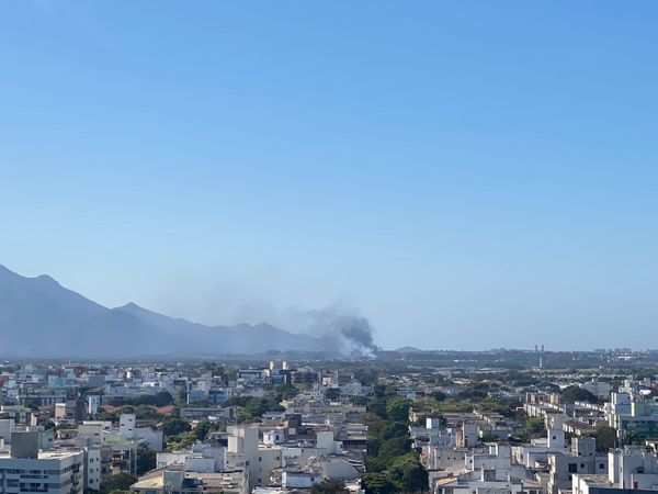 Fumaça na Serra vista por morador de Vitória