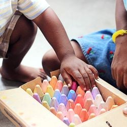 Levantamento do Todos pela Educação mostra que 2,3 milhões de crianças de até 3 anos estão fora dessa etapa