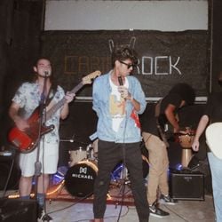 Show da banda Elemento 26 na primeira edição do "Cariacrock", em maio de 2022