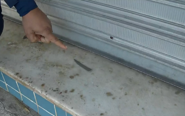 Parte da lâmina da faca quebrou depois do crime