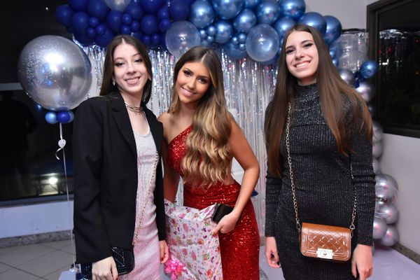 Aniversário de 15 anos de  Luma Friço