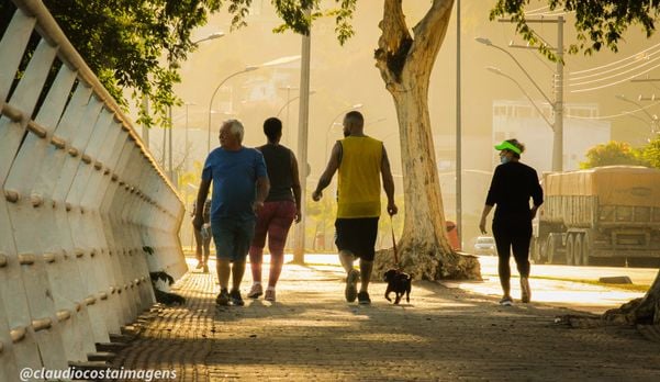 Cenas da centenária Colatina por Cláudio Costa