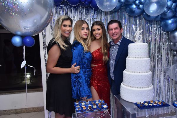 Patrícia, Maitê, Luma e Thanguy Friço