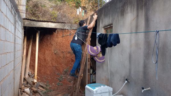 A ação foi realizada pela Polícia Civil de Cachoeiro, através da DEIC – Delegacia Especializada em Investigações Criminais por Divulgação \ Deic