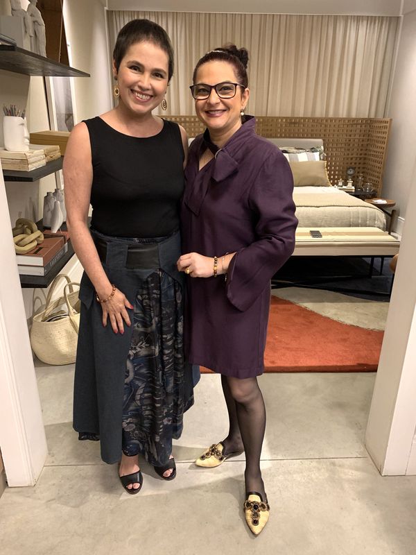 A arquiteta Fernanda Julião marcou presença no aniversário de 9 anos da Casa Arrumada, showroom de Claudia Júdice, em Santa Lúcia.