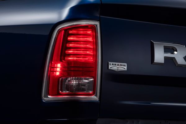 As lanternas traseiras são formadas por 15 LEDs por Ram/Divulgação