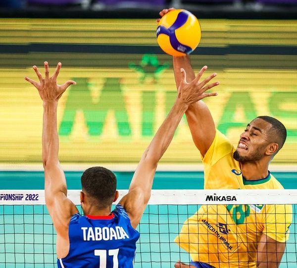 Brasil estreia com vitória no tie-break pelo Mundial de Vôlei