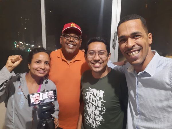 Ludmila Rodrigues, militante do Coletivo Classista Ana Montenegro, Mauro Ribeiro, secretário político do PCB, Filipe Skiter, presidente regional do PSTU e candidato ao Senado e Capitão Sousa, candidato ao governo do ES por Divulgação