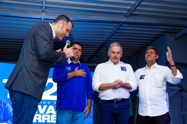 Guerino recebe apoio de Bruno Gouvea, da Igreja Universal do Reino de Deus por Divulgação