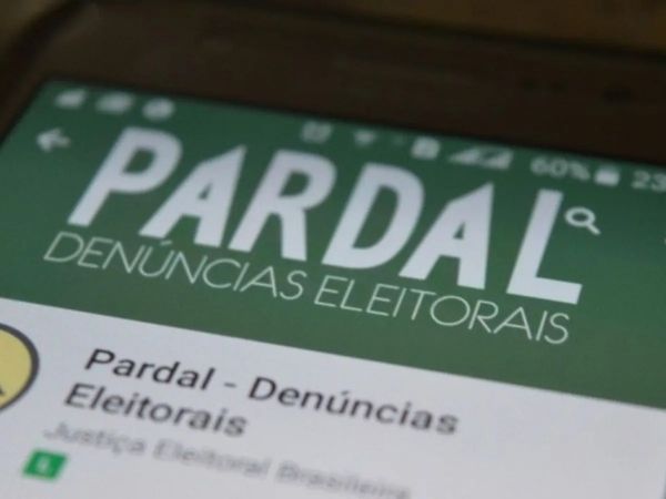 O aplicativo Pardal do TSE recebe denúncias eleitorais