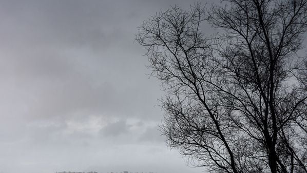 A previsão é de que a temperatura reduza ainda mais no próximo fim de semana, segundo a Climatempo