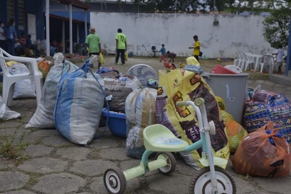 Novo grupo de refugiados venezuelanos é composto por sete adultos e 14 crianças