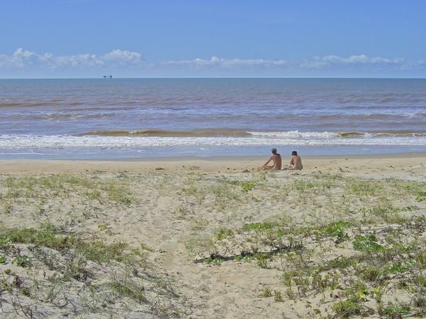 Praia da Barra Seca, point dos naturistas no ES
