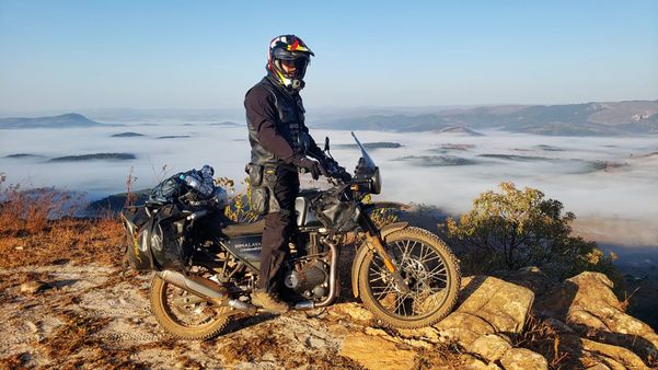 Campo-grandense conta como é viajar sozinho de moto pela América