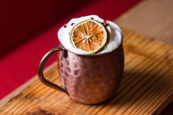 Além do clássico Moscow Mule  por Rodrigo Gavini